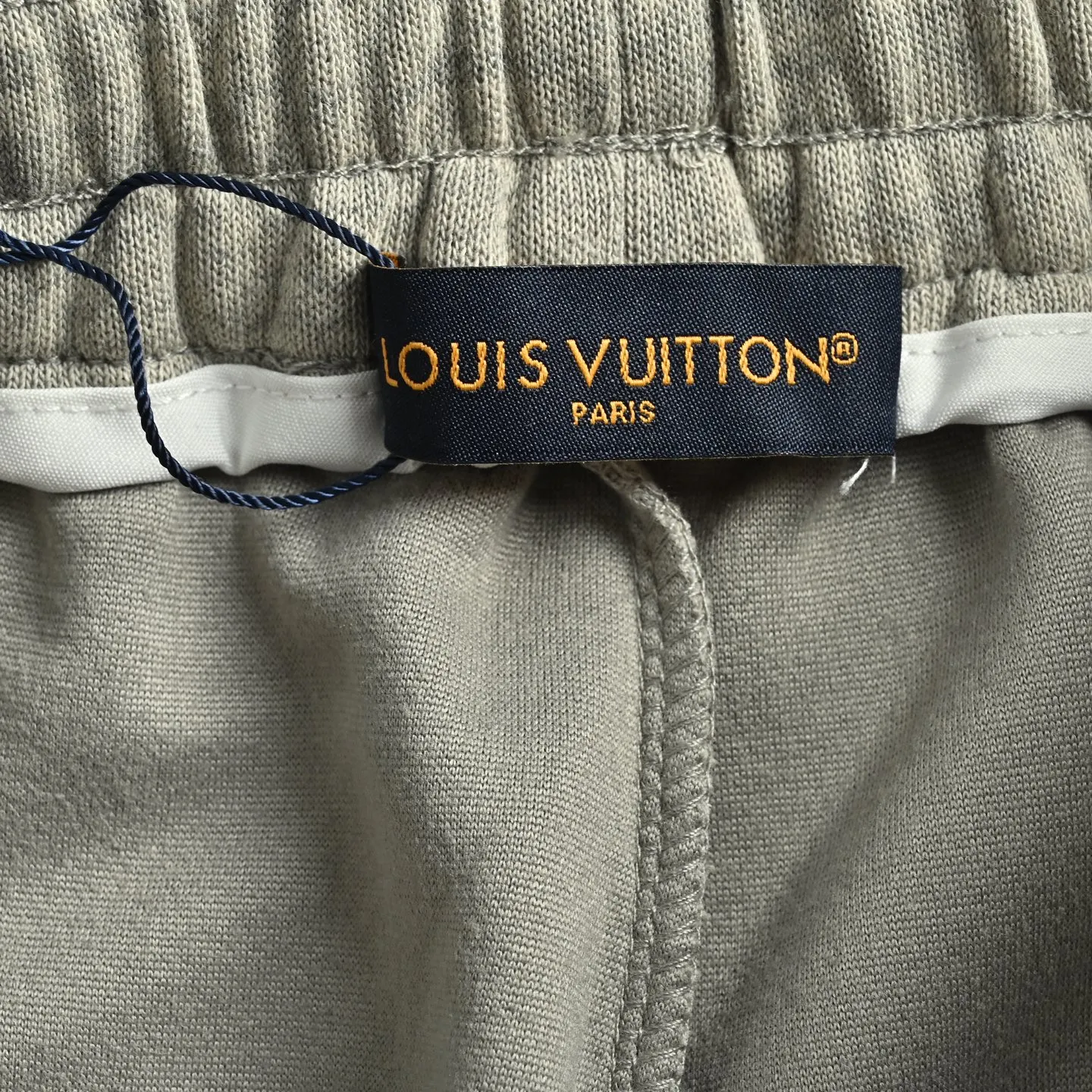 Louis Vuitton/Louis Vuitton round logo leggings trousers